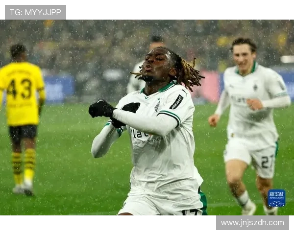 多特蒙德主场迎战门兴格拉德巴赫激情对决再燃德甲巅峰之夜 多特蒙德主场迎战门兴格拉德巴赫激情对决再燃德甲巅峰之夜