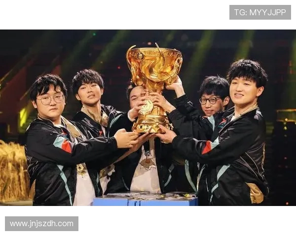 电竞赛事激战正酣 聚焦顶级战队激烈对决与精彩战术策略分析 电竞赛事激战正酣 聚焦顶级战队激烈对决与精彩战术策略分析