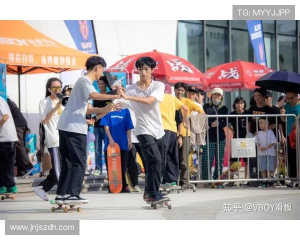 广州滑板队在世界街舞大赛中以91分稳居积分榜首位