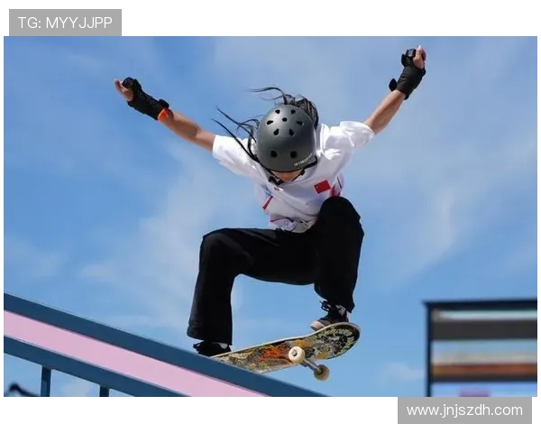 深圳滑板队荣登全国滑板灵活性排行榜第二名展现实力与潜力 深圳滑板队荣登全国滑板灵活性排行榜第二名展现实力与潜力