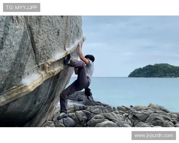 西安攀岩队荣登全国攀岩配合排行榜第三名展现实力与团队精神