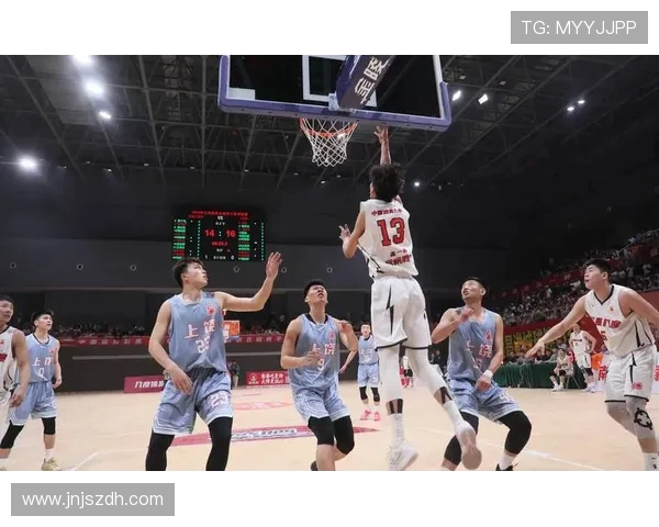 以篮球巨星奋斗历程激励年轻球迷追梦未来的非凡励志传奇故事篇章